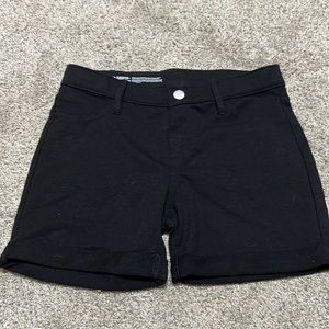 NWOT stretch snap shorts